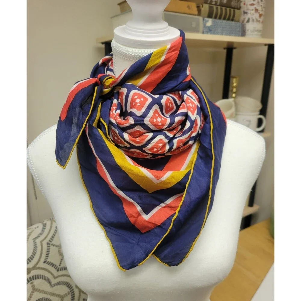 90's Women’s Blue Red Yellow White Geometric Pattern Silk Square Scarf Wrap